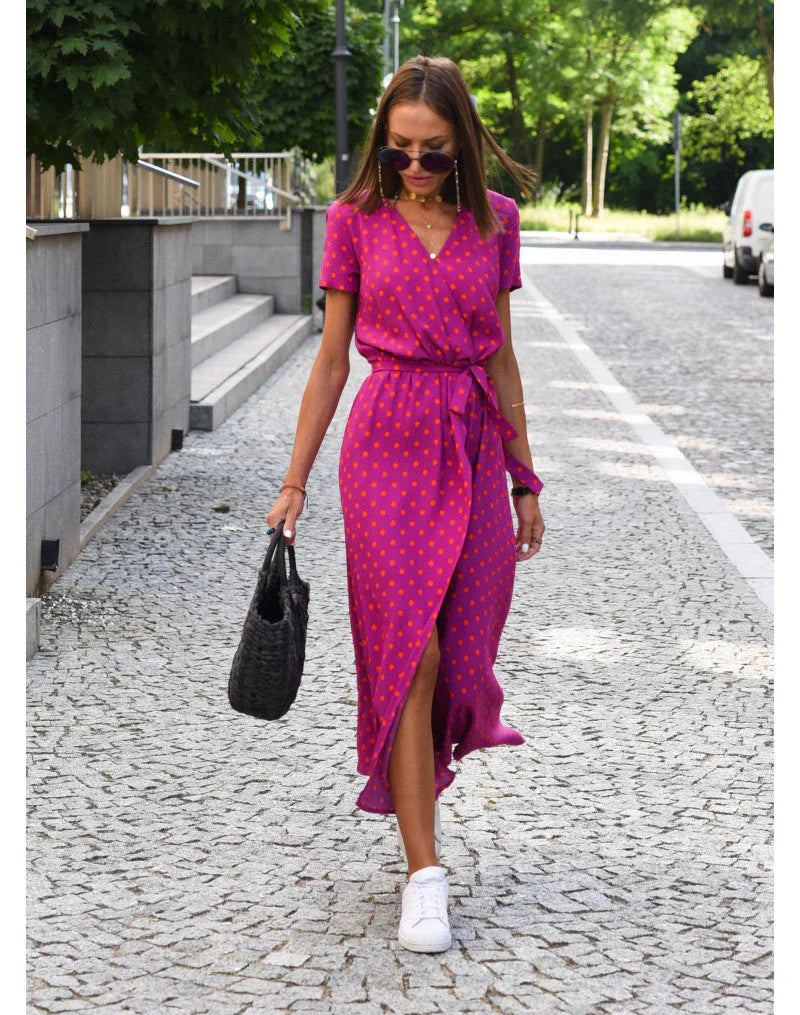 Amoura – Elegant High Slit V-neck Dress