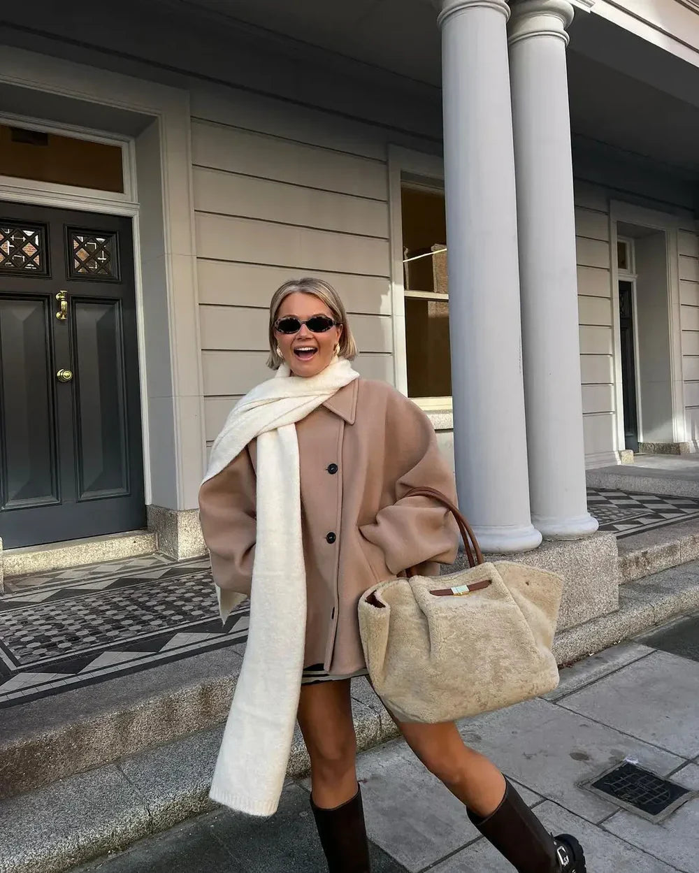 Izzy – Elegant Wool Coat