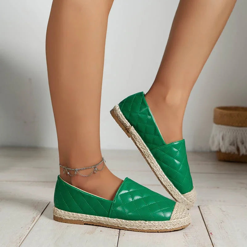Soritha – Stylish Quilted Slippers