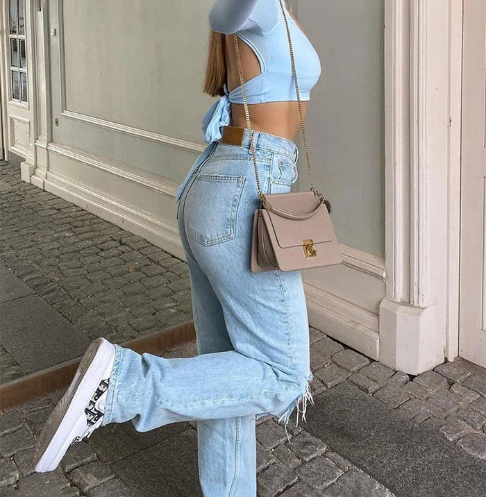 Ellina – Light Wash High-waist Jeans