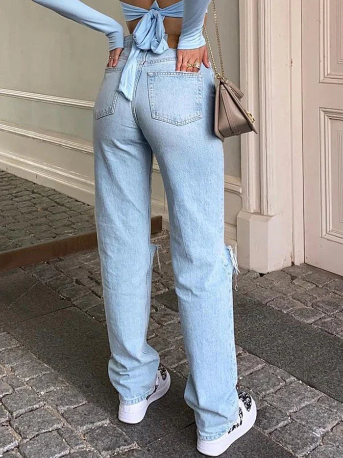 Ellina – Light Wash High-waist Jeans