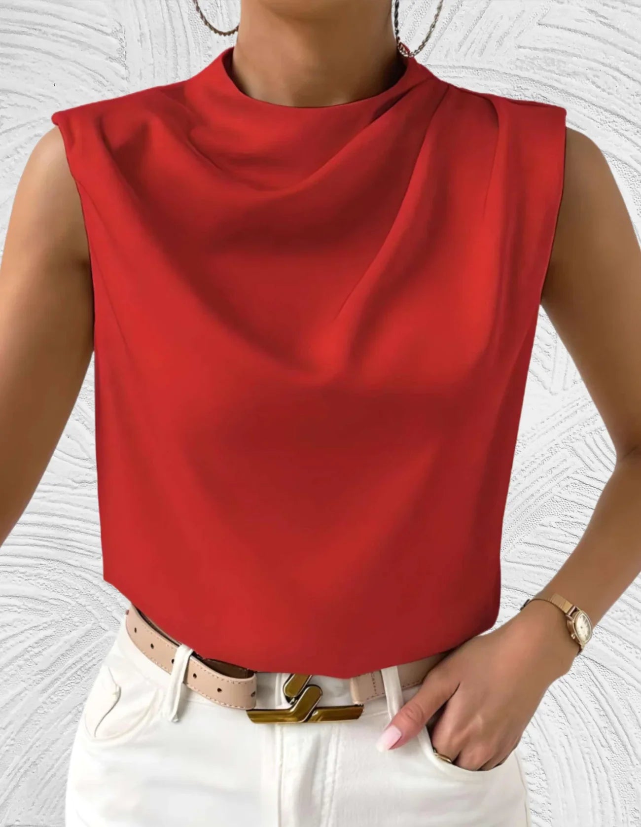 Mairead – Elegant Sleeveless Blouse