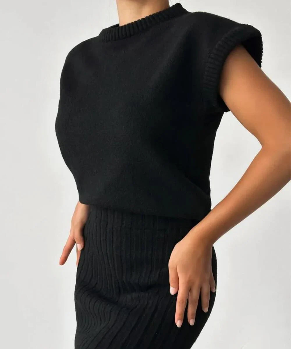 Nivelle – Stylish Two-piece Knitted Set