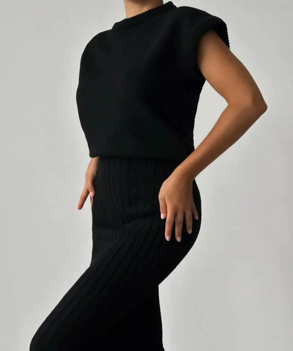Nivelle – Stylish Two-piece Knitted Set