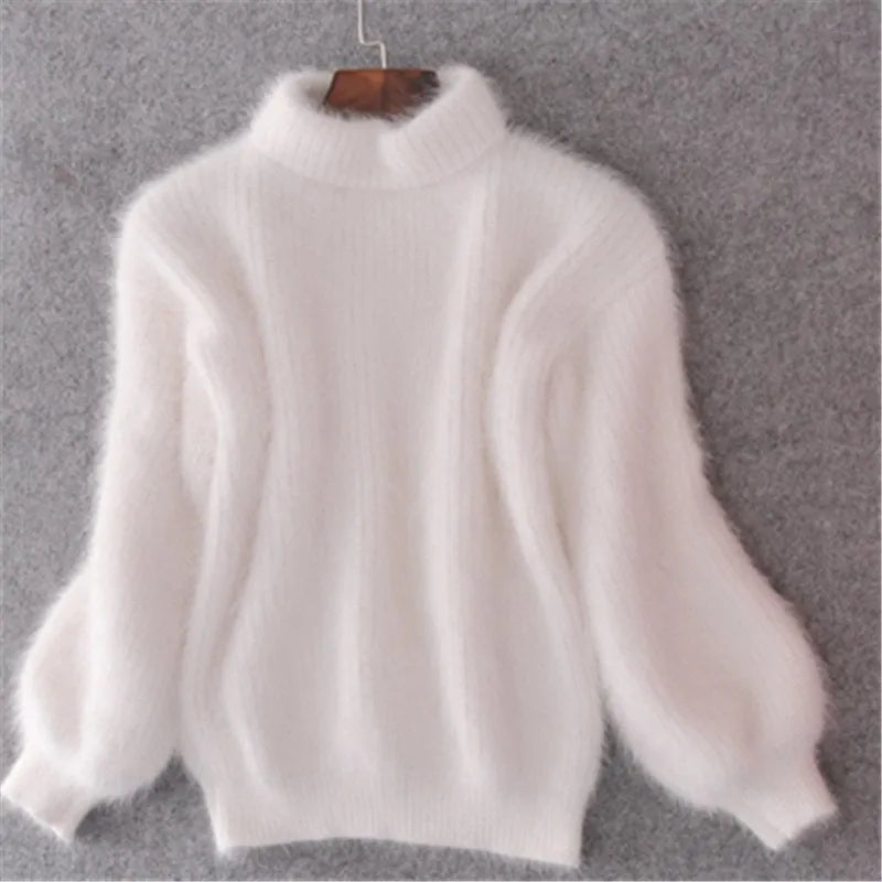 Lindsay | Simple and Stylish Winter Sweater