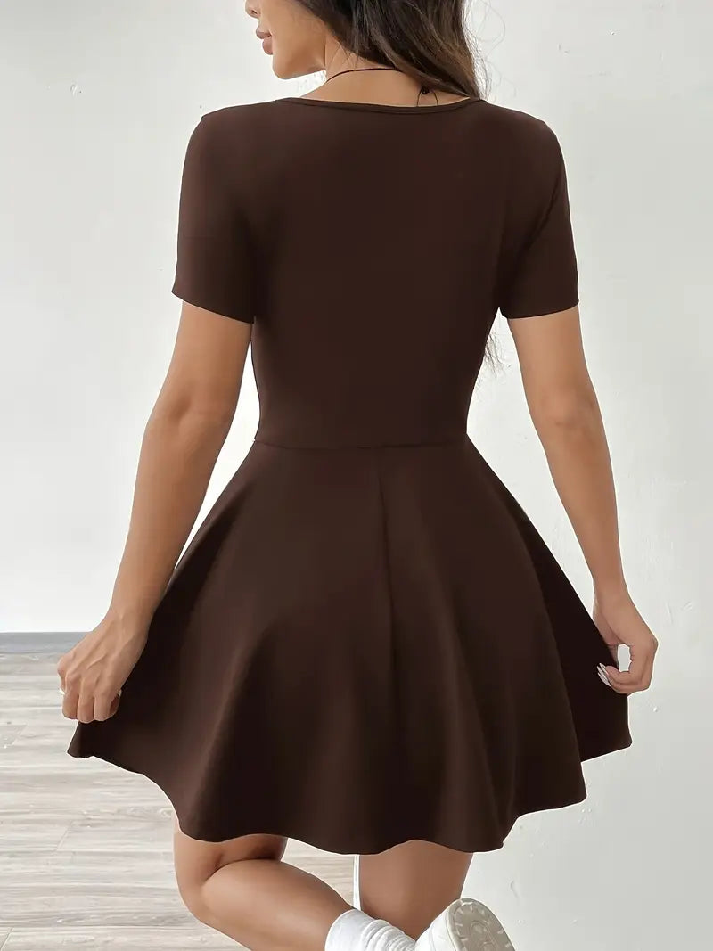 Gudrun – Chic Skater Dress with Shorts and Pocket