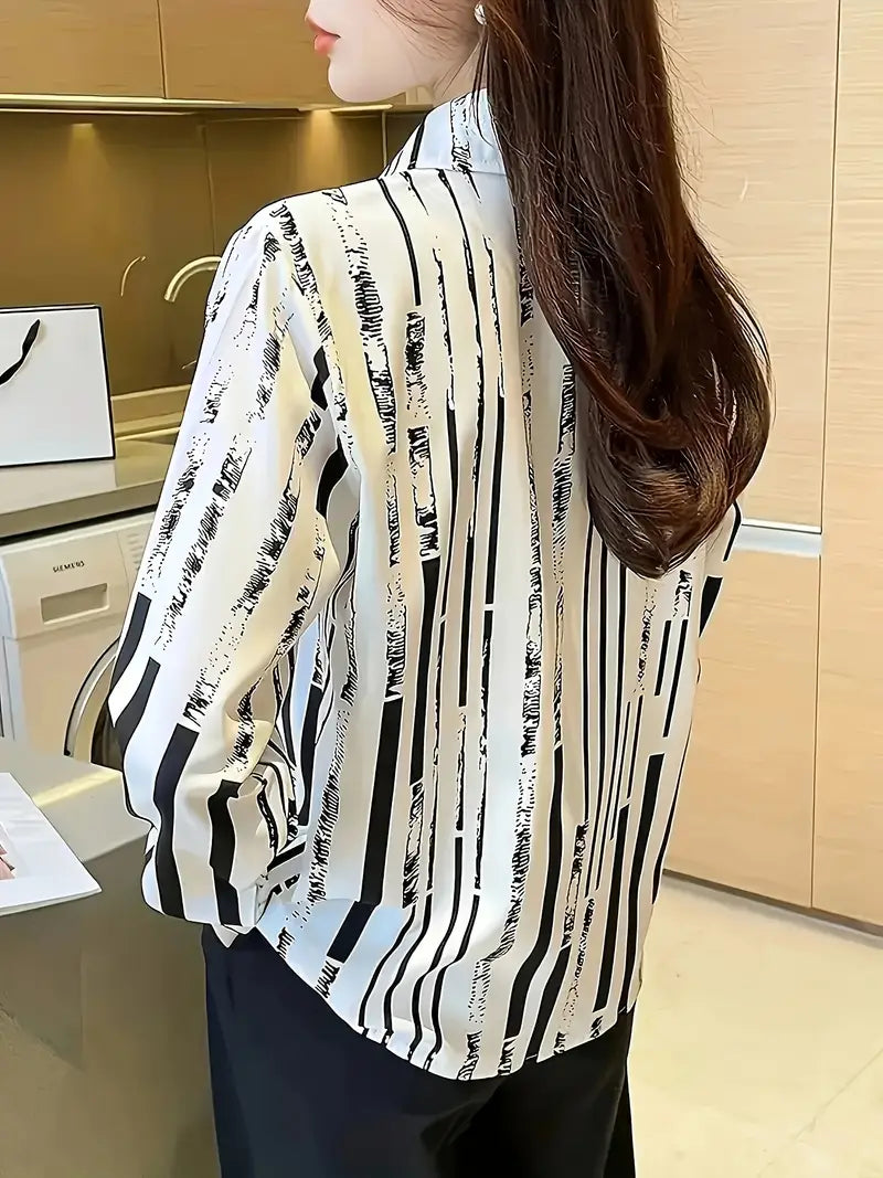 Zyphora – Elegant Striped Blouse with Button Placket