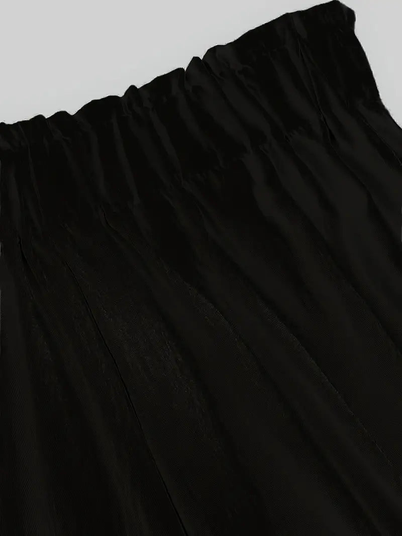Suzy – Elegant Strapless Bow-Toe Two-piece Set