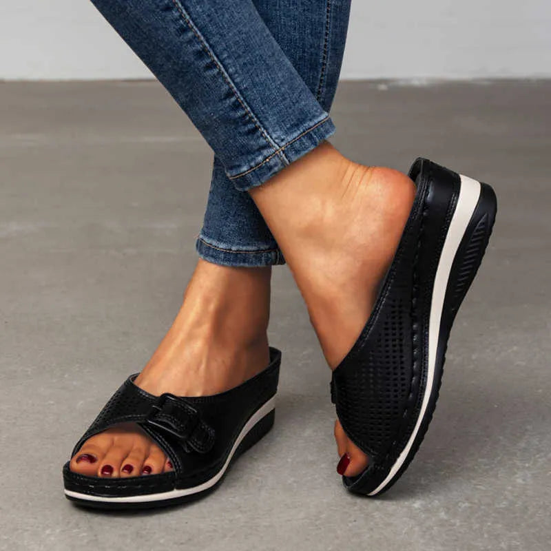 Staycie – Stylish Orthopedic Sandals
