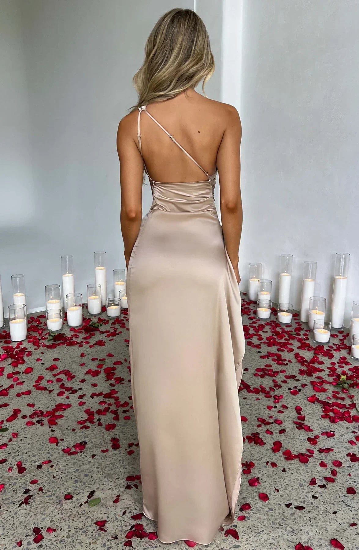 Selestia – Elegant Satin Dress