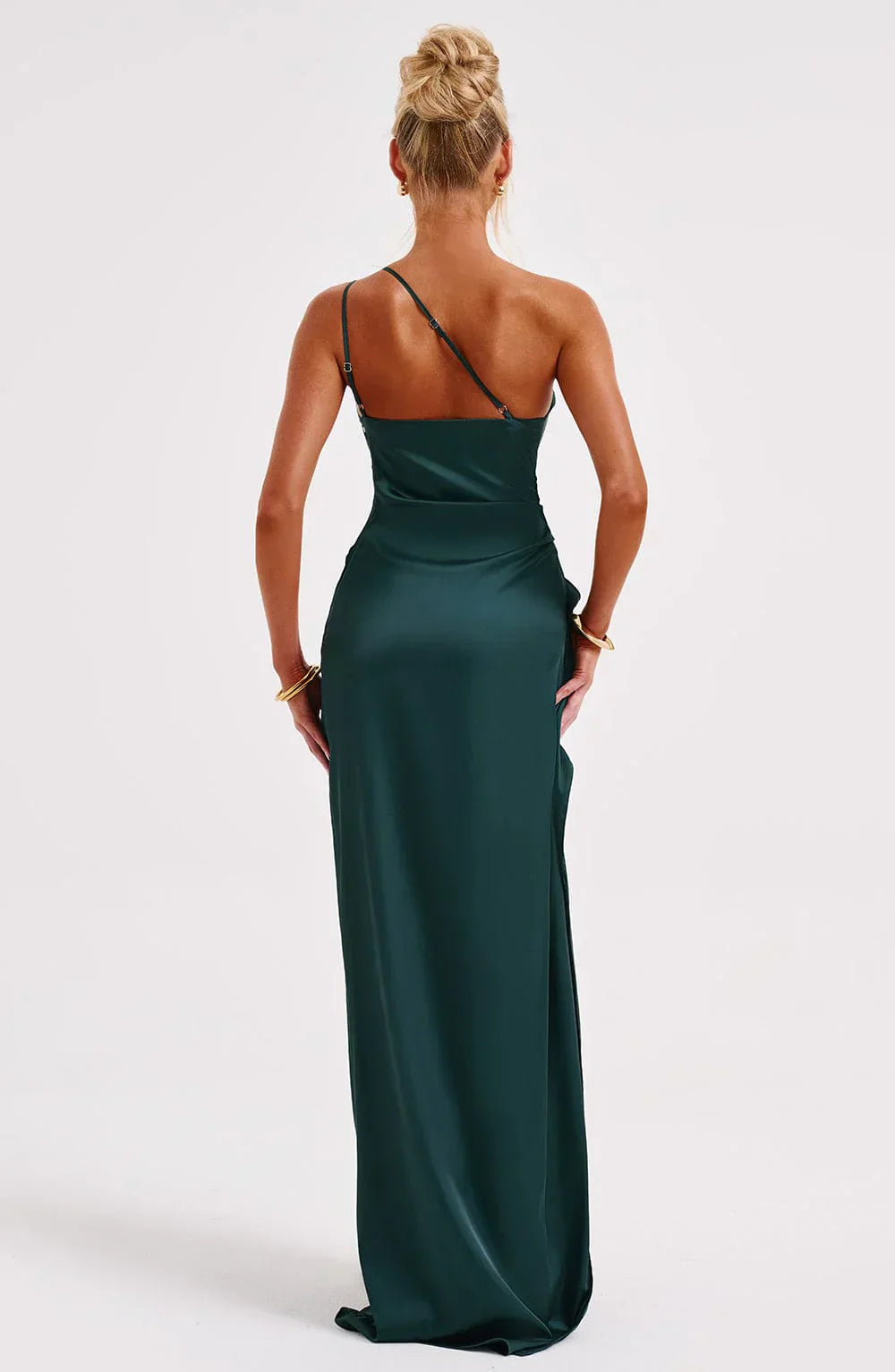 Selestia – Elegant Satin Dress