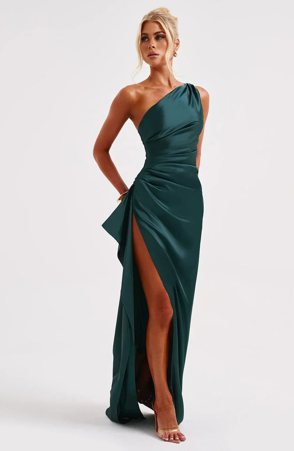Selestia – Elegant Satin Dress