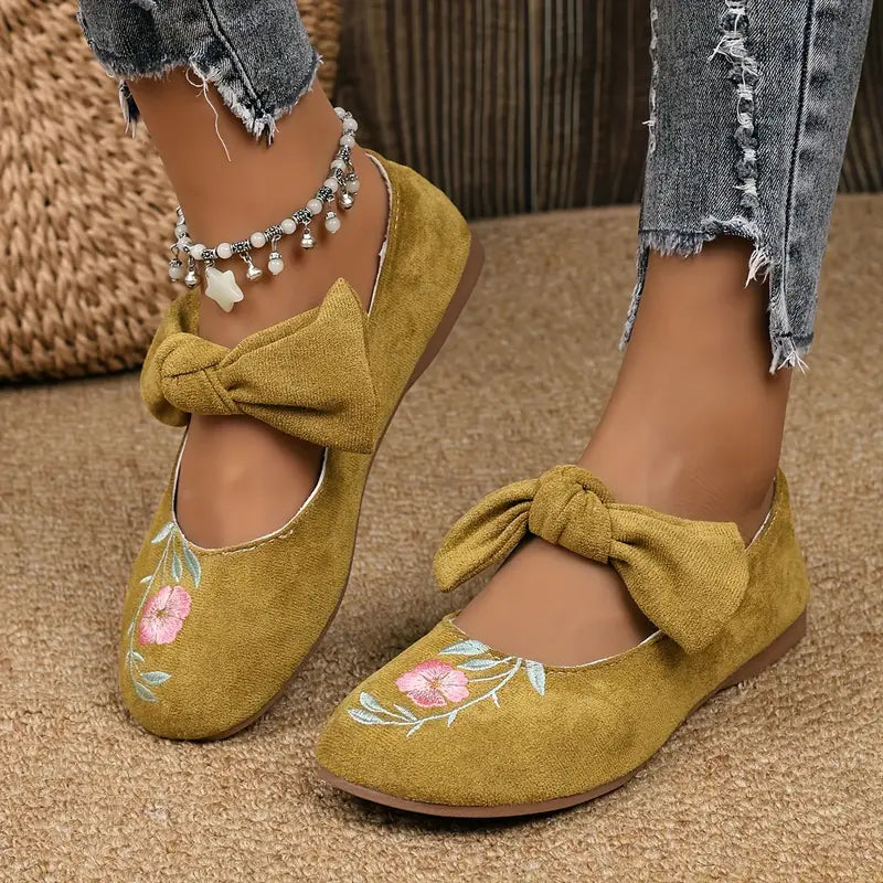 Velmoria – Floral Suede Shoes