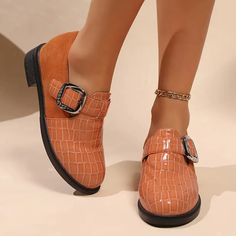 Sanguira – Stylish Loafers with Embossed Buckle