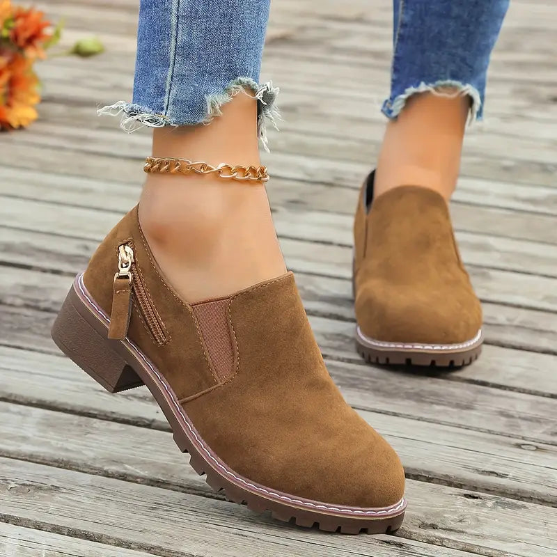 Ysadora – High-quality Suede Shoes with Block Heels