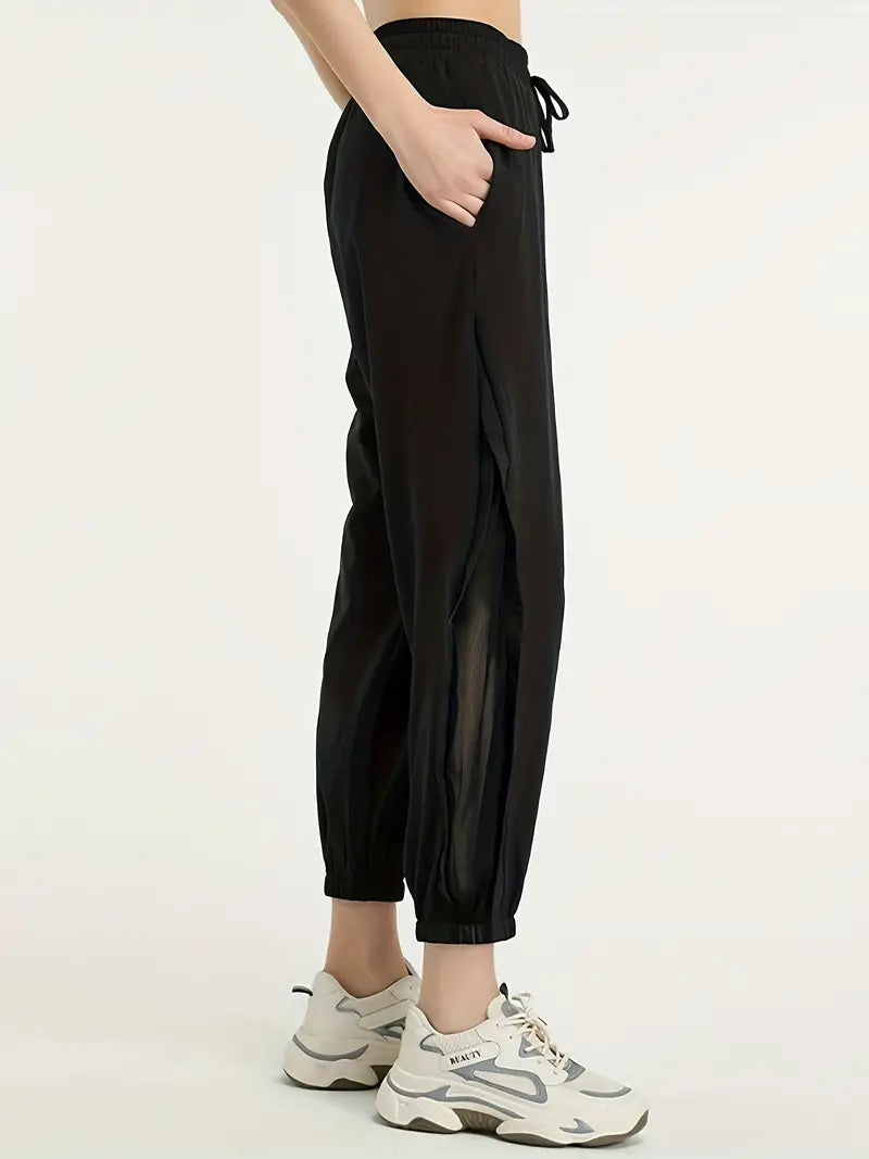 Hexaria – Stylish Jogging Pants with Mesh Details