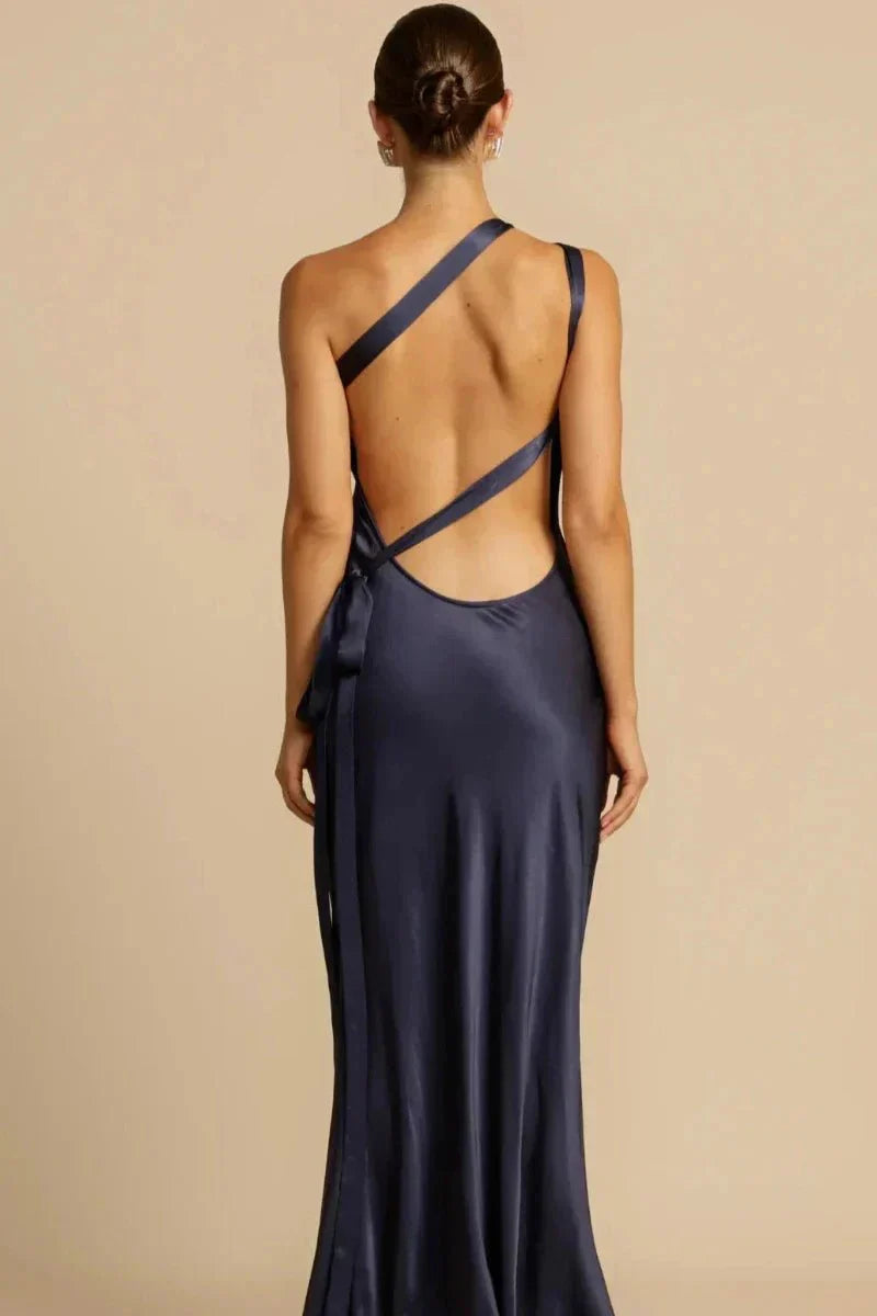 Druscilla – Sexy Open-back Satin Maxi Dress