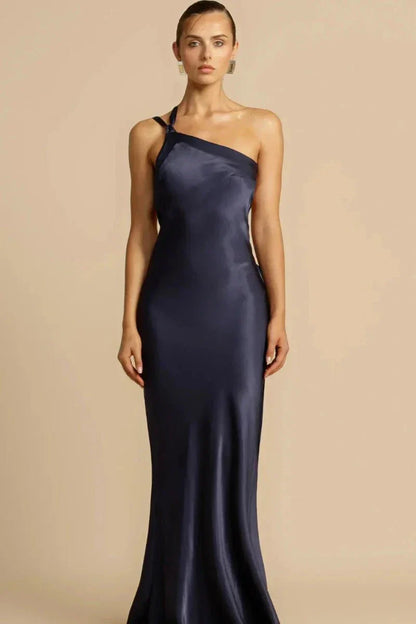 Druscilla – Sexy Open-back Satin Maxi Dress