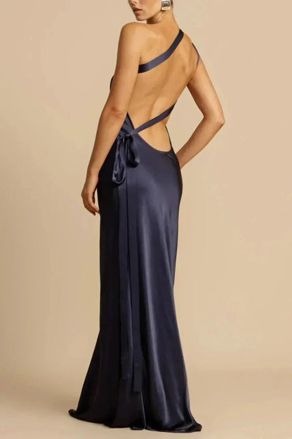 Druscilla – Sexy Open-back Satin Maxi Dress