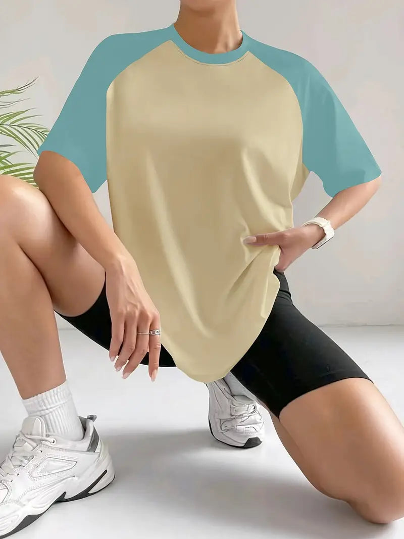 Vallorelle – Stylish Color-block T-shirt