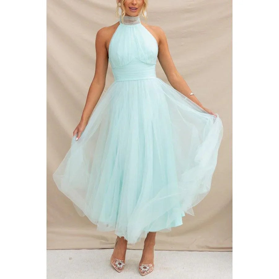 Ferris – Elegant Halterneck Dress