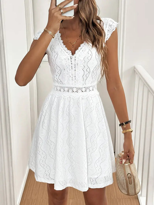 Avenleigh – Women's A-line Dress with Lace Sleeves