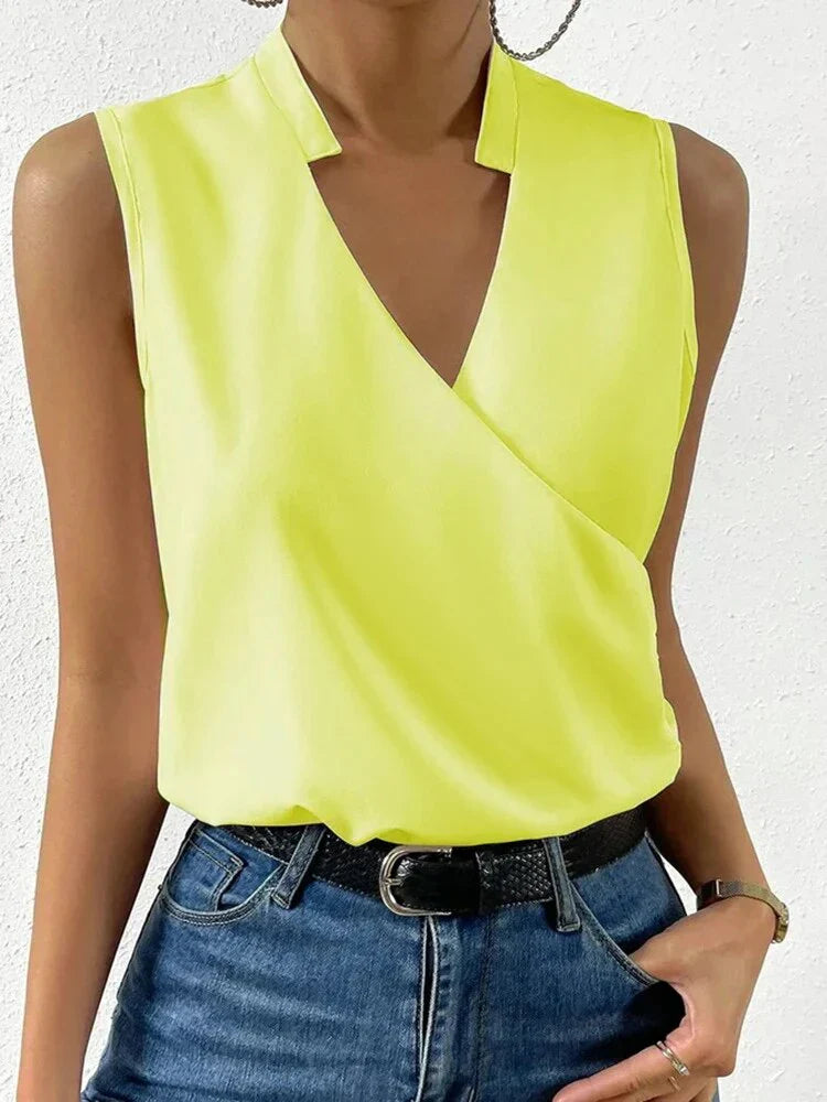 Virelai – Stylish V-neck Sleeveless Blouse