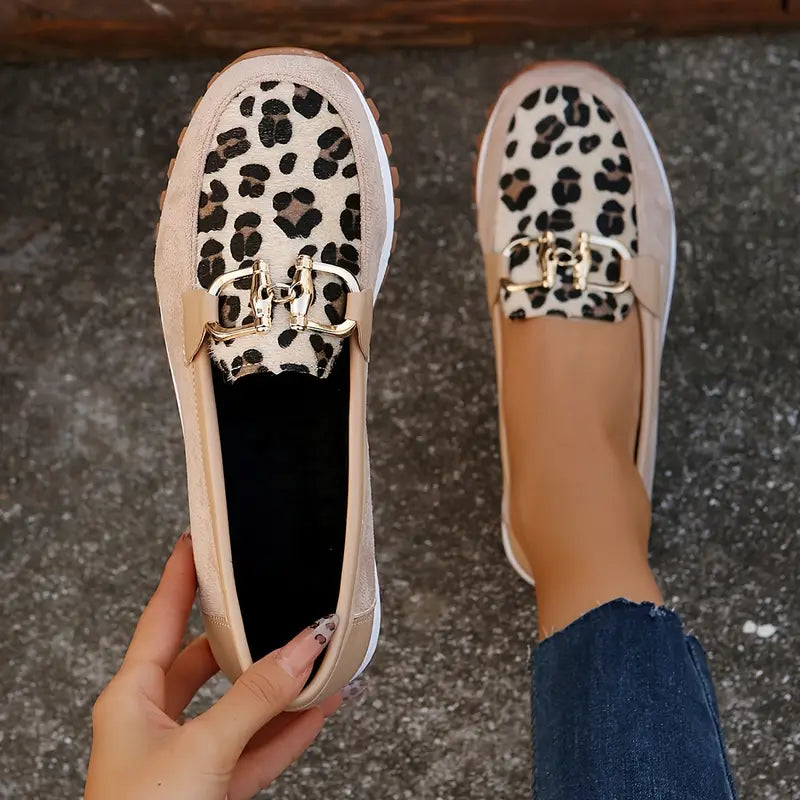 Ravenesse – Stylish Loafers with Leopard Print
