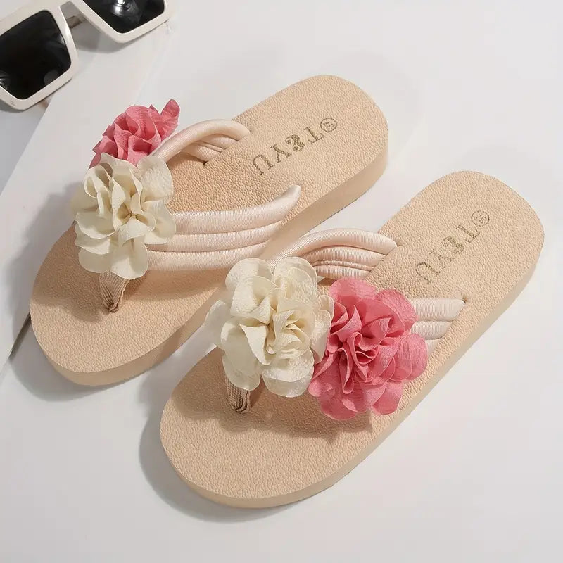 Dolly – Multicolored Platform Flip Flops with Floral Pattern