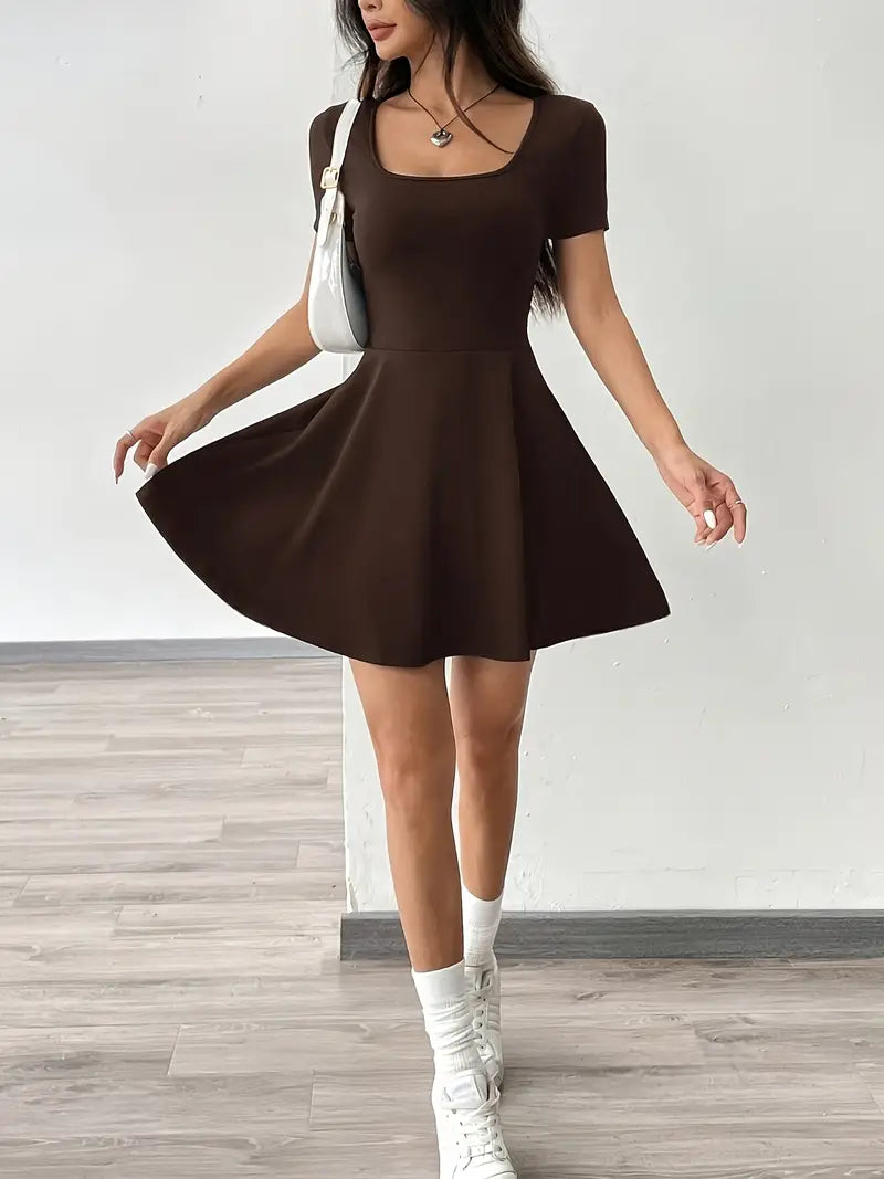Gudrun – Chic Skater Dress with Shorts and Pocket