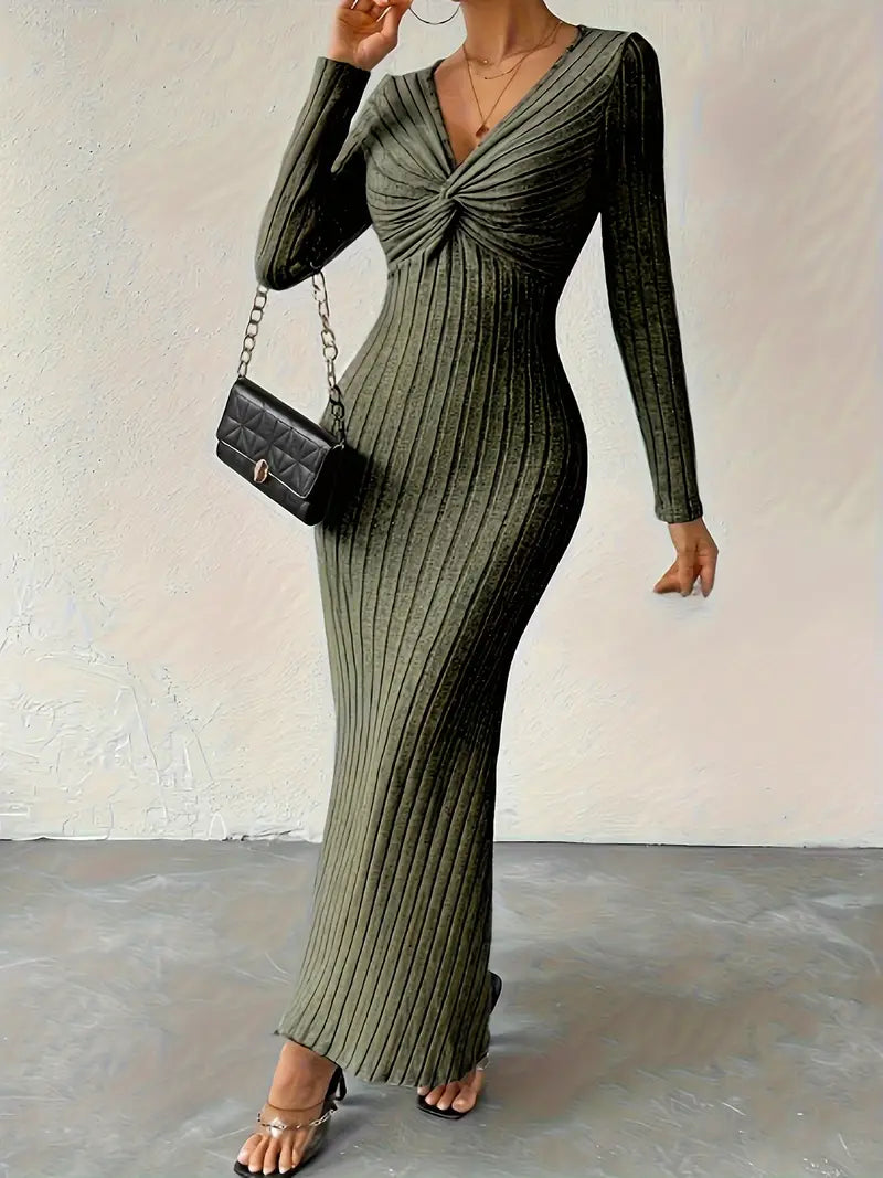Louisa – Sexy Knitted Maxi Dress