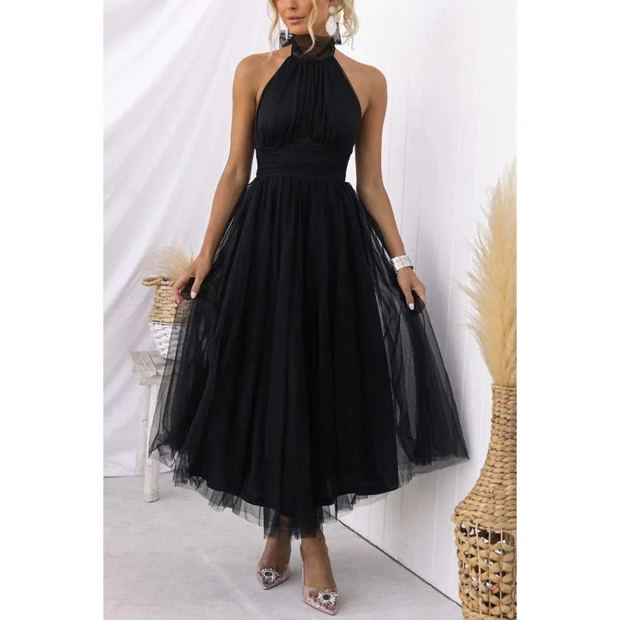 Ferris – Elegant Halterneck Dress