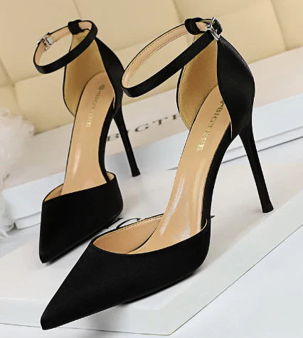 Margaux – Luxurious Stilettos
