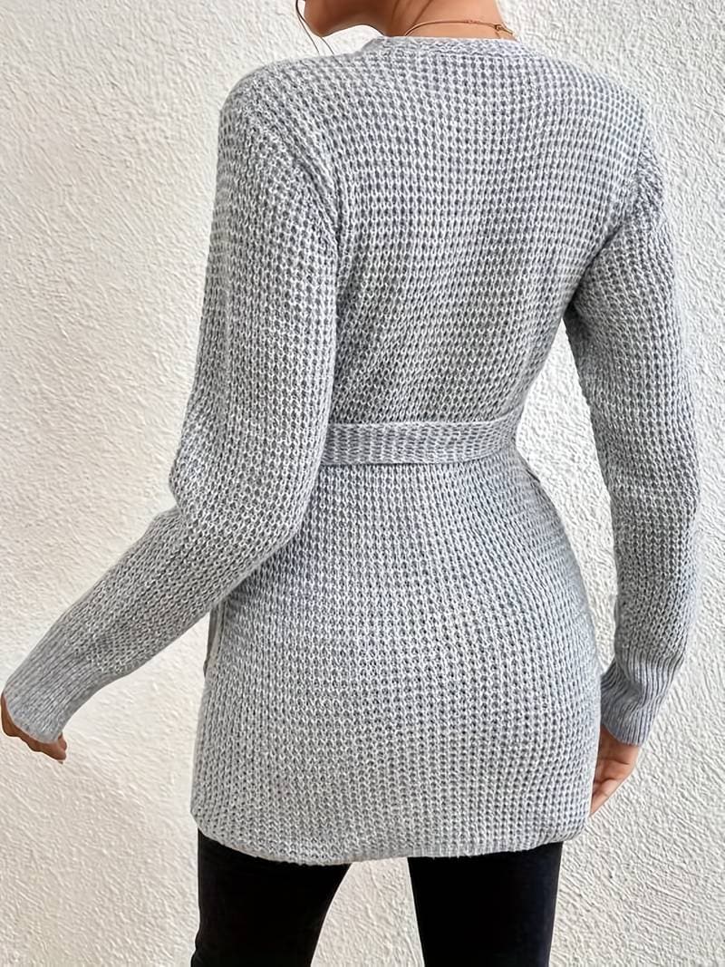 Isolienne – Cozy Knitted Wrap Sweater