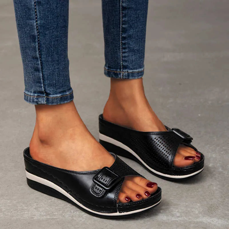 Staycie – Stylish Orthopedic Sandals
