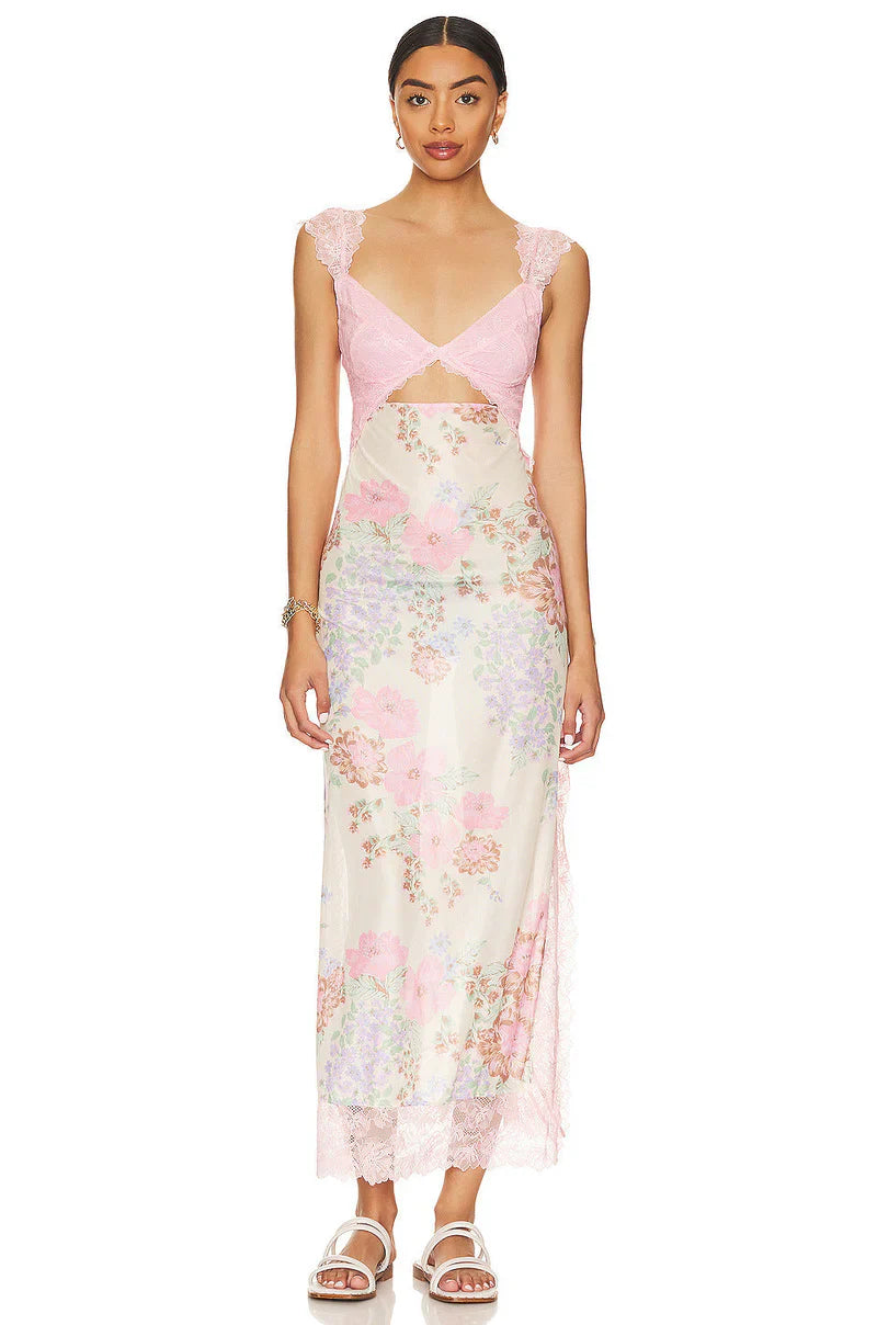 Kaadrie – Floral Lace Trim Dress