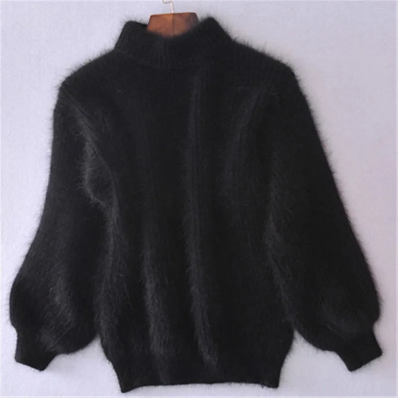 Lindsay | Simple and Stylish Winter Sweater