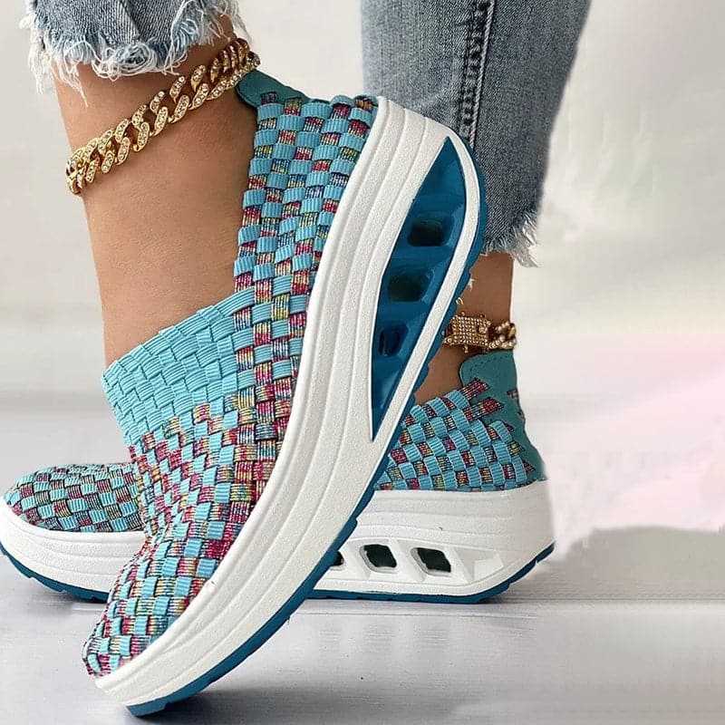 Noctiselle – Breathable Woven Platform Slip-on Sneakers