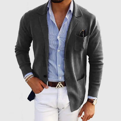 Stylish men's blazer with pockets, casual button-down collar, and lapels – Nico