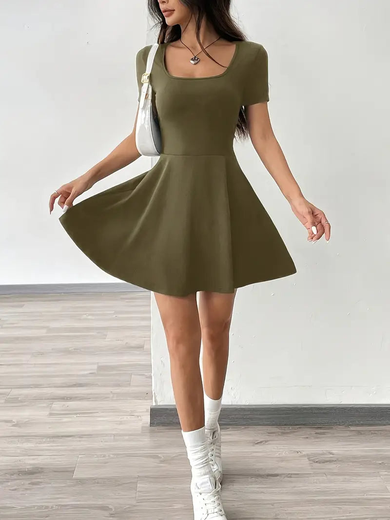Gudrun – Chic Skater Dress with Shorts and Pocket