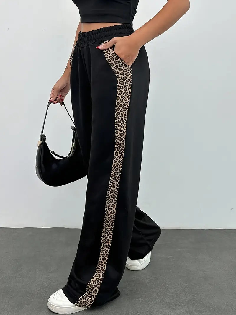 Noctessa – Elegant Wide Leg Trousers with Leopard Print