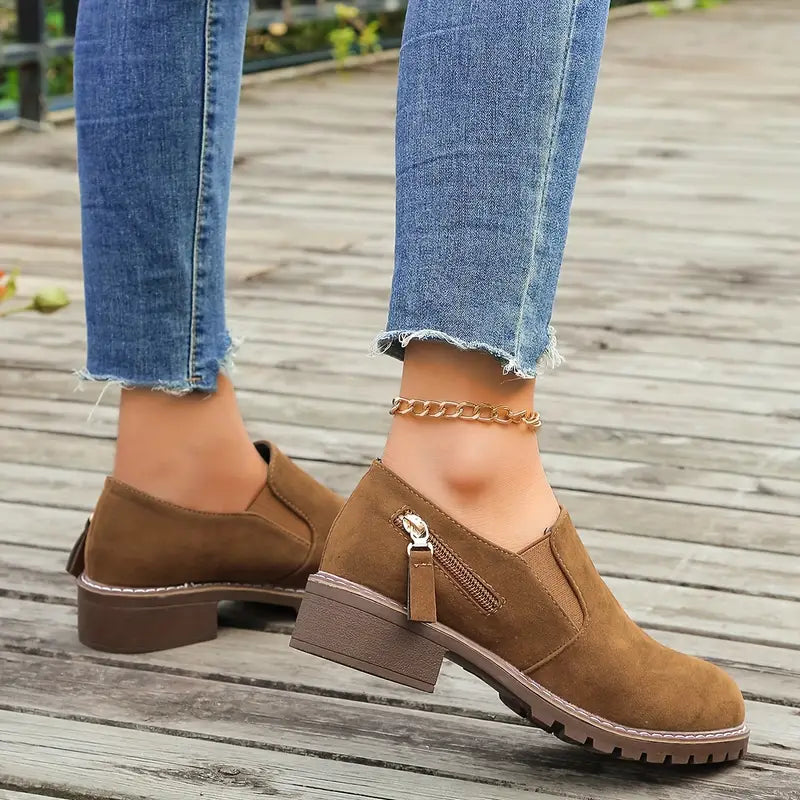 Ysadora – High-quality Suede Shoes with Block Heels