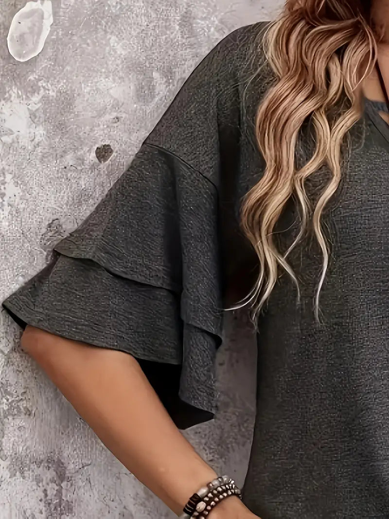 Hesperia – Stylish Top with Ruffle Sleeves