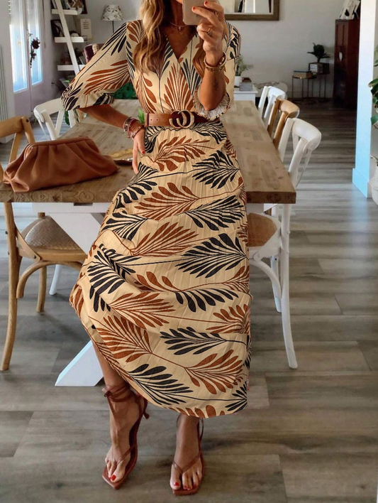 Genina – Pleated Midi Dress with Tropical Leaf Print