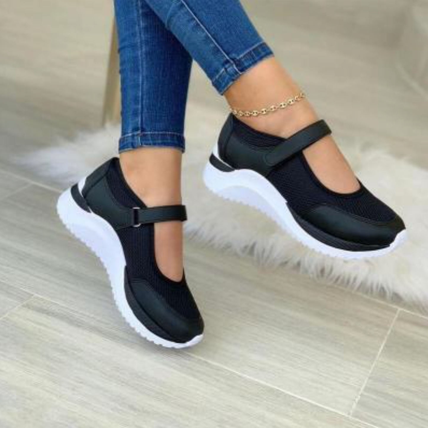 Zelira – Stylish Mesh Sneakers