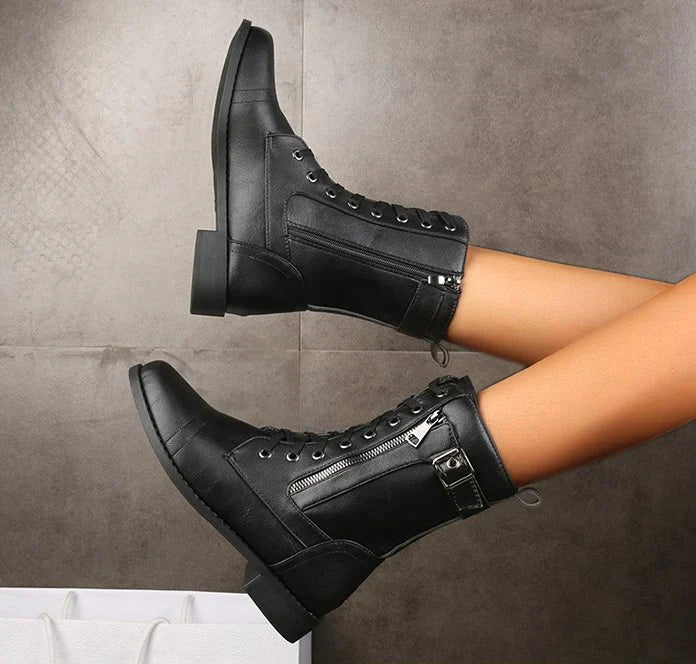 Nymiren – Robust Lace-up Boots