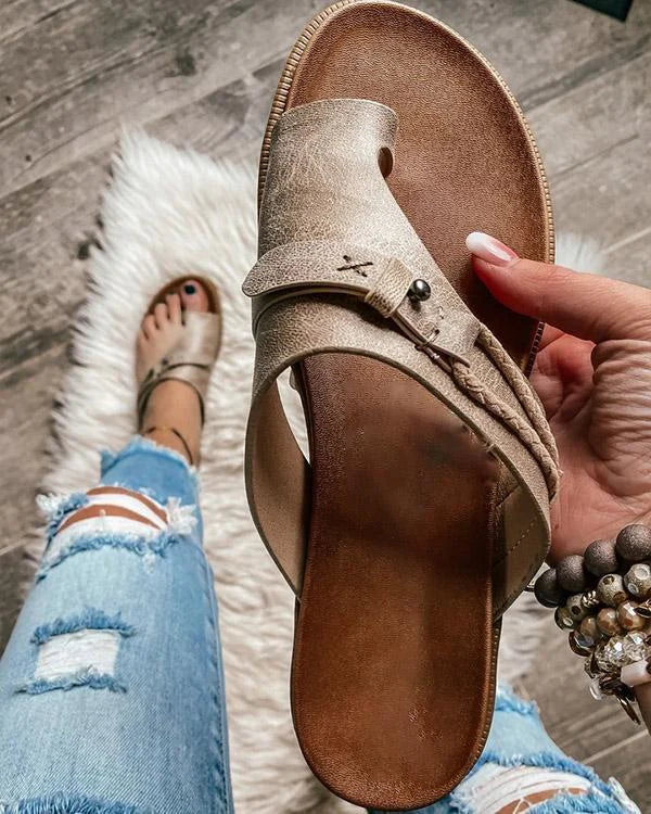 Valestra – Stylish Slip-On Leather Sandals