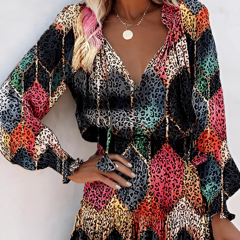 Heilin – Stylish Dress with Vibrant Print