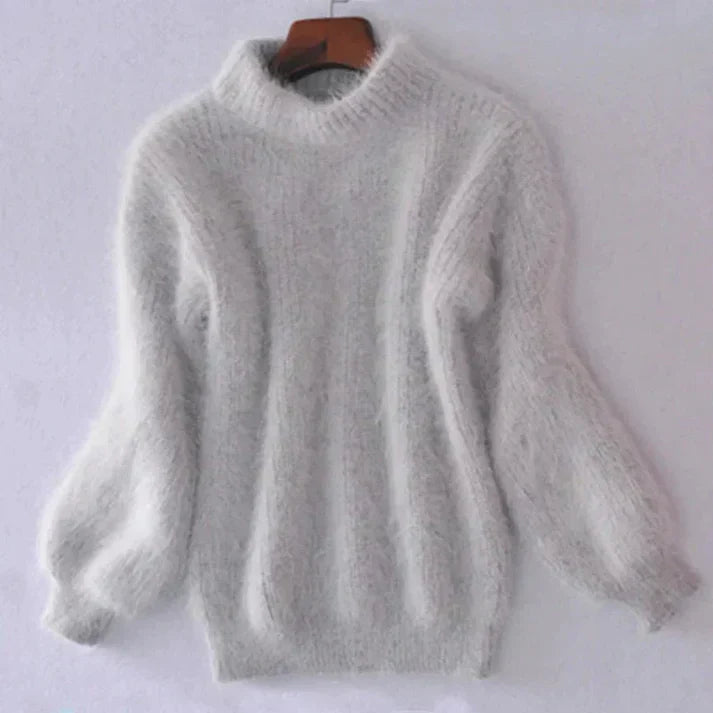 Quinne – Plush Turtleneck Sweater