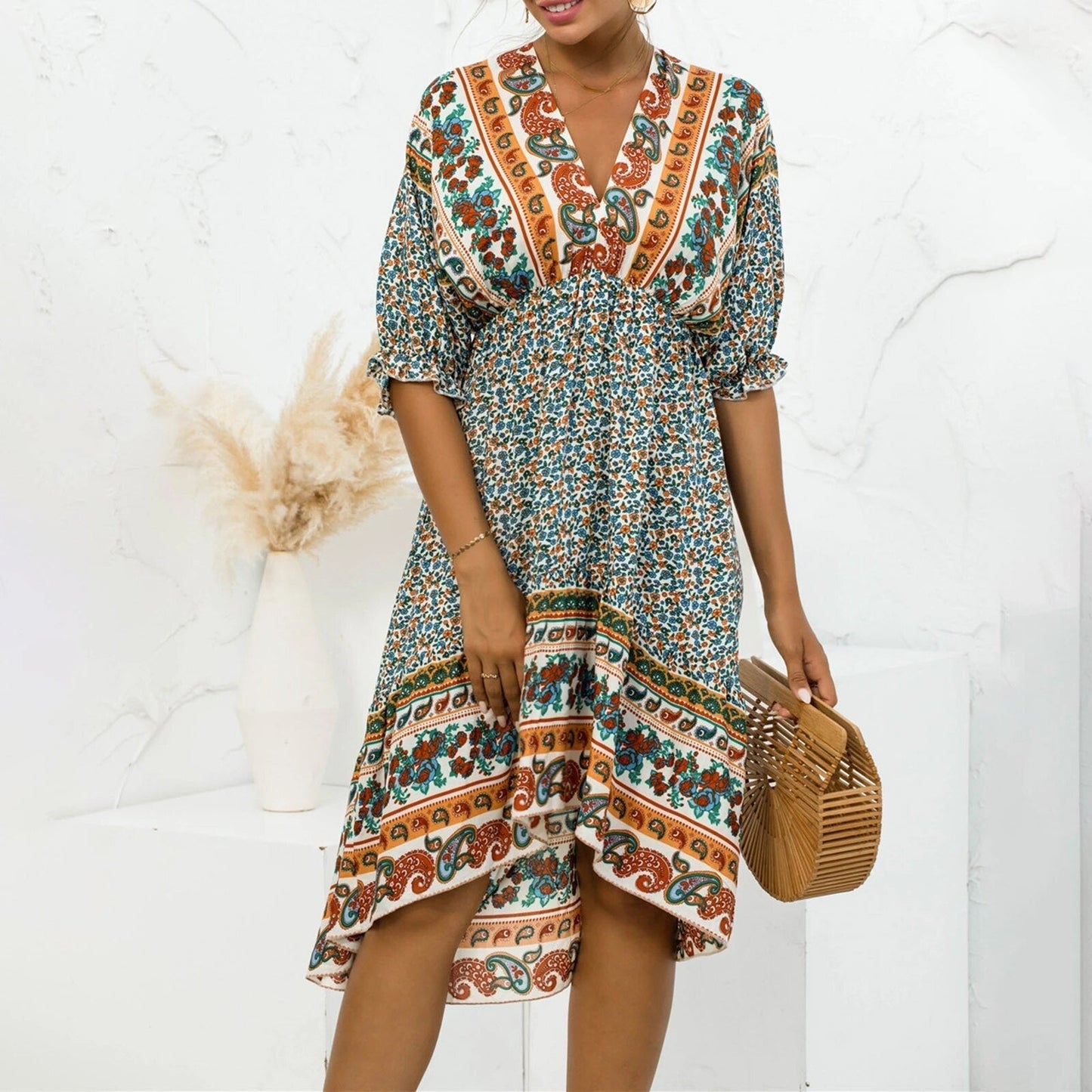 LAILA - Dress with floral pattern